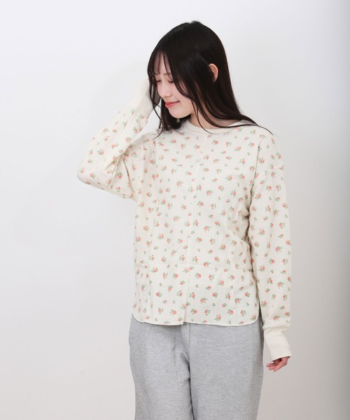 JEMORGAN(ジェーイーモーガン)の「JEMORGAN 花柄切替ロンT(Tシャツ/カットソー・レディース・ブルー/ラベンダー/ピンク・S)」の4枚目の写真