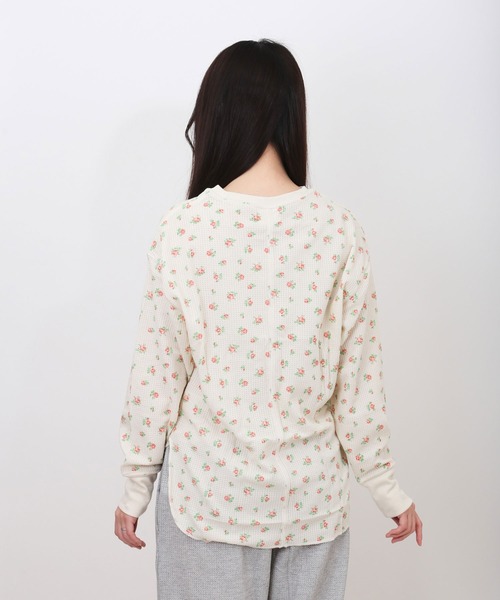 JEMORGAN(ジェーイーモーガン)の「JEMORGAN 花柄切替ロンT(Tシャツ/カットソー・レディース・ブルー/ラベンダー/ピンク・S)」の7枚目の写真
