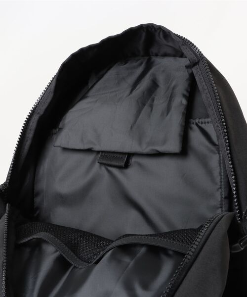 MLB(メジャーリーグベースボール)の「MLB CORDURA ワンポイントロゴリュック1【ヤンキース/ドジャース】(バックパック/リュック・レディース・ブラック系その他/ブラック/カーキ/グリーン系その他・FREE)」の7枚目の写真
