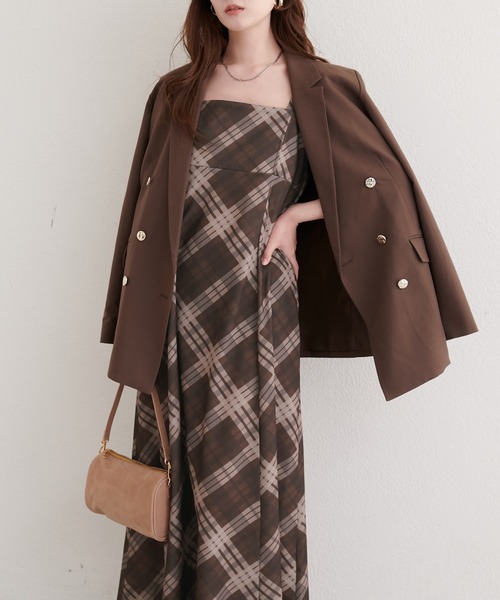 natural couture(ナチュラルクチュール)の「カットジョーゼットキャミワンピース(ワンピース・レディース・グレー/ブラック/ドット/グレイッシュベージュ/チェック/その他2・FREE)」の4枚目の写真