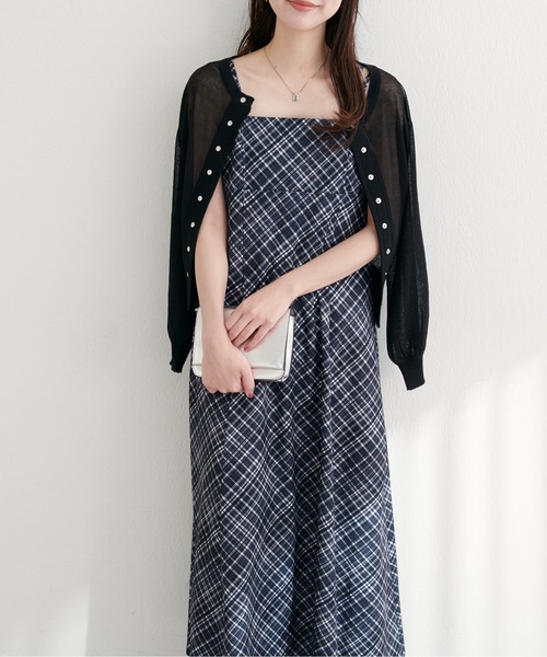 natural couture(ナチュラルクチュール)の「カットジョーゼットキャミワンピース(ワンピース・レディース・グレー/ブラック/ドット/グレイッシュベージュ/チェック/その他2・FREE)」の6枚目の写真