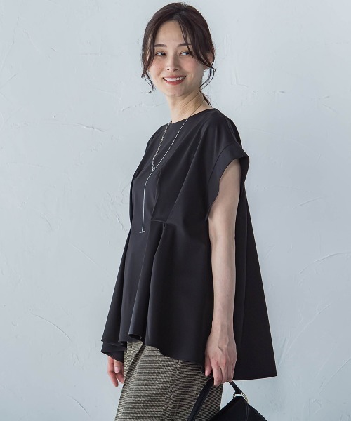 LAUTREAMONT（ロートレアモン）の「ペプラム風タックカットソー≪洗濯機で洗える≫（Tシャツ/カットソー・レディース・キャメル/ブラック/オフホワイト・9号）」の2枚目の写真