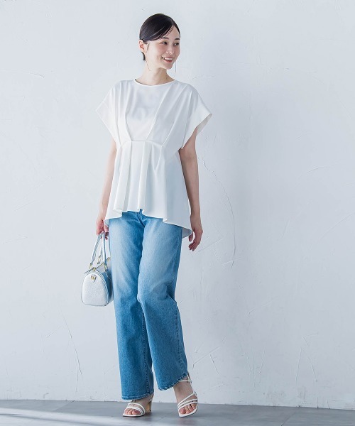 LAUTREAMONT（ロートレアモン）の「ペプラム風タックカットソー≪洗濯機で洗える≫（Tシャツ/カットソー・レディース・キャメル/ブラック/オフホワイト・9号）」の7枚目の写真