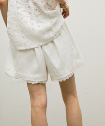Lace detail Bermuda pants / レースディテールバミューダパンツ