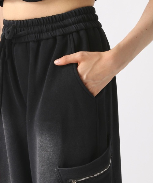 FOREVER 21（フォーエバー トゥエンティーワン）の「【2025SS】ヴィンテージライクポケットスウェットパンツ（スウェットパンツ・レディース・カーキ/ブラック・FREE）」の17枚目の写真