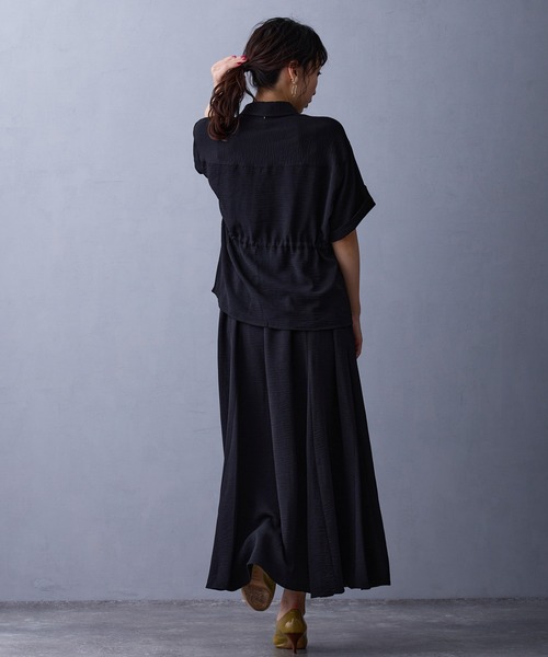 NICOLE white(ニコルホワイト)の「ウエストドロスト半袖シャツ(シャツ/ブラウス・レディース・ブラック/カーキ/モカ・FREE)」の22枚目の写真