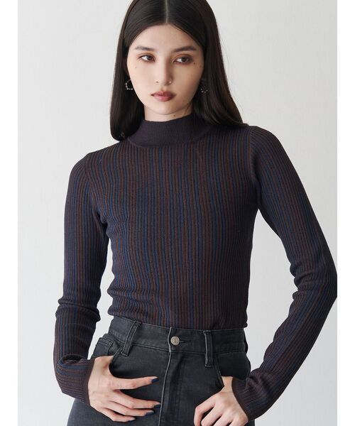 MURUA（ムルーア）の「グラデーションリブカラーニット（ニット/セーター・レディース・ホワイト/ブラック/ブラウン/ベージュ・FREE）」の4枚目の写真