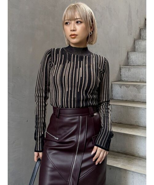 MURUA（ムルーア）の「グラデーションリブカラーニット（ニット/セーター・レディース・ホワイト/ブラック/ブラウン/ベージュ・FREE）」の8枚目の写真