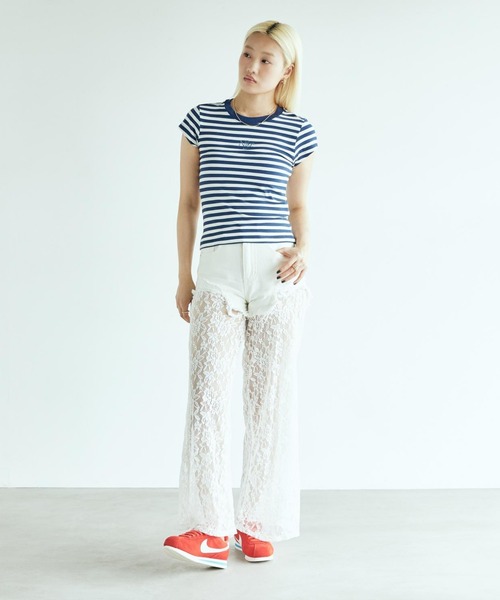 NIKE（ナイキ）の「ナイキ コルテッツ ウィメンズシューズ / Nike Cortez Women's Shoes IB1857-600 Light Crimson（スニーカー・レディース・レッド・22.5/23/23.5/24/24.5/25/26/22/25.5）」の2枚目の写真