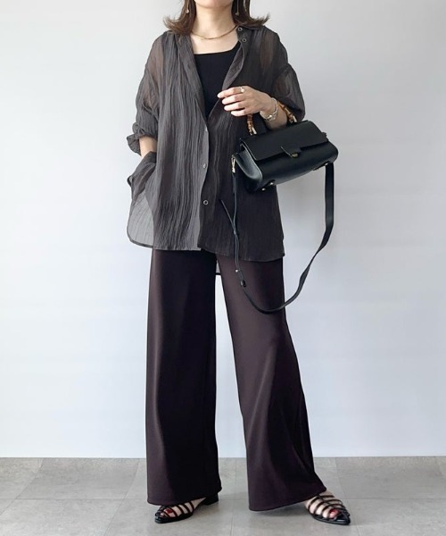 ikka（イッカ）の「シアーバックシャーリングシャツ（シャツ/ブラウス・レディース・チャコールグレー/モカ/ダークグリーン・L/M/S）」の9枚目の写真