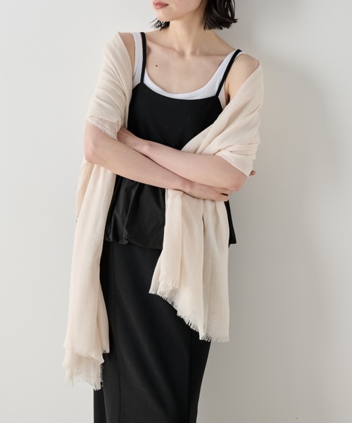 Shelly island（シェリーアイランド）の「シアー大判ストール（ストール/ショール・レディース・ホワイト/ブラウン/レッド・FREE）」の2枚目の写真