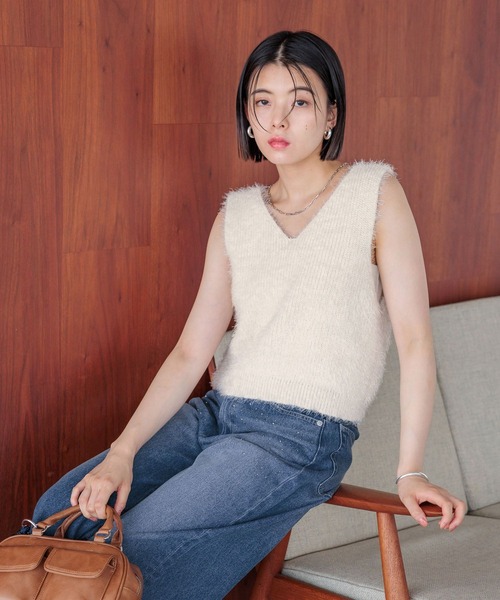 BAYFLOW（ベイフロー）の「[前後2WAY]ショートファーベスト（ベスト・レディース・ブラック/アイボリー/ボルドー/ライトグレー・FREE）」の21枚目の写真