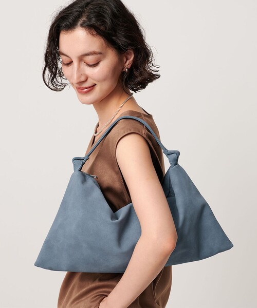 BEAUTY&YOUTH UNITED ARROWS(ビューティーアンドユースユナイテッドアローズ)の「スエードライク スクエア ショルダーバッグ(ショルダーバッグ・レディース・ライトブルー/ブラウン系・FREE)」の1枚目の写真
