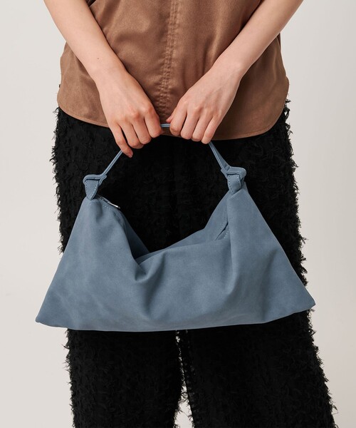 BEAUTY&YOUTH UNITED ARROWS(ビューティーアンドユースユナイテッドアローズ)の「スエードライク スクエア ショルダーバッグ(ショルダーバッグ・レディース・ライトブルー/ブラウン系・FREE)」の3枚目の写真
