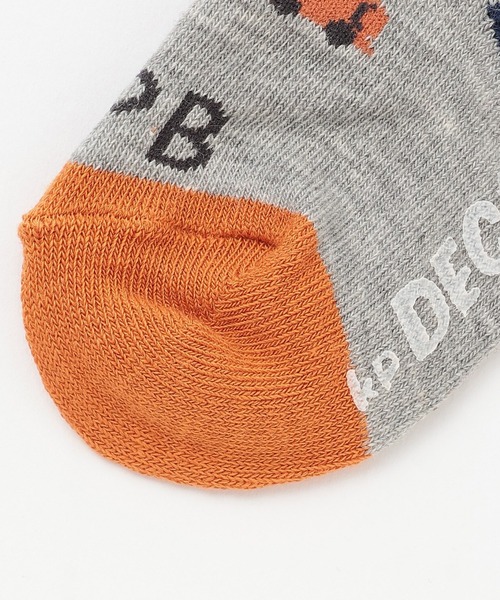 KP DECO（ケーピーデコ）の「電車柄 ソックス（ソックス/靴下・キッズ・グレー系その他/ベージュ・11cm/14cm/16cm/18cm）」の4枚目の写真