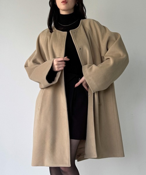 JUNOAH（ジュノア）の「【取り外し可能】フェイクファーカラーシャギーコート（ノーカラーコート・レディース・アイボリー/グレイッシュベージュ/ブラック・SMALL/MEDIUM/LARGE/X-LARGE）」の7枚目の写真