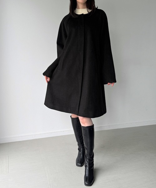 JUNOAH（ジュノア）の「【取り外し可能】フェイクファーカラーシャギーコート（ノーカラーコート・レディース・アイボリー/グレイッシュベージュ/ブラック・SMALL/MEDIUM/LARGE/X-LARGE）」の17枚目の写真