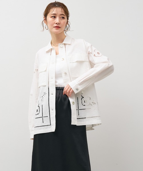 MICA&DEAL（マイカ＆ディール）の「インド刺繍ミリタリージャケット（シャツ/ブラウス・レディース・ブラック/オフホワイト/ブラウン・FREE）」の4枚目の写真