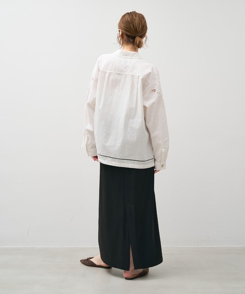 MICA&DEAL（マイカ＆ディール）の「インド刺繍ミリタリージャケット（シャツ/ブラウス・レディース・ブラック/オフホワイト/ブラウン・FREE）」の9枚目の写真