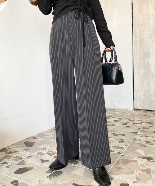 セール】センタープレスツータックセミワイドストライプパンツ