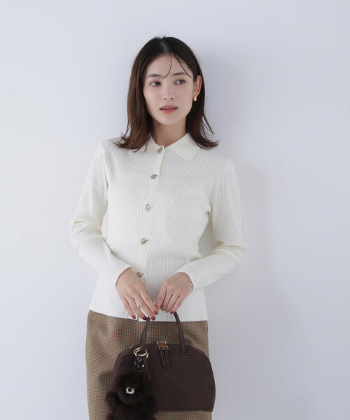 NATURAL BEAUTY BASIC(ナチュラルビューティーベーシック)の「◇ハトメボタンポロカラーニット(ニット/セーター・レディース・グリーン/チャコールグレー/オフホワイト・FREE)」の2枚目の写真