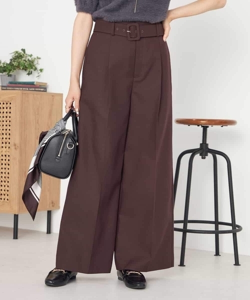 a.v.v(アーヴェヴェ)の「ベルテッドワイドパンツ(その他パンツ・レディース・ベージュ/ボルドー・36/38)」の2枚目の写真