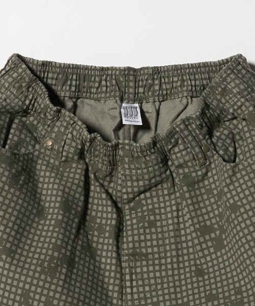 COMFORTABLE REASON（コンフォータブルリーズン）の「【別注】 ＜COMFORTABLE REASON＞  CAMO RODEO パンツ（その他パンツ・メンズ・グレー系/オリーブ・FREE）」の7枚目の写真