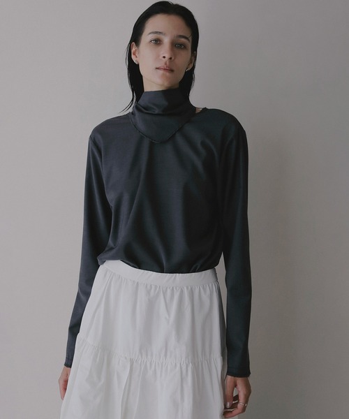 MANOF（マノフ）の「2WAY SCARF T BLOUSE（シャツ/ブラウス・レディース・チャコールグレー/アイボリー・S/M）」の9枚目の写真