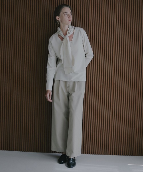 MANOF（マノフ）の「2WAY SCARF T BLOUSE（シャツ/ブラウス・レディース・チャコールグレー/アイボリー・S/M）」の13枚目の写真