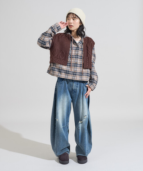 FREAK'S STORE（フリークスストア）の「リメイク風 リボン ケーブルショートベスト/ニットベスト（ベスト・レディース・ネイビー/ブラウン/オフホワイト・ﾌﾘ-）」の16枚目の写真