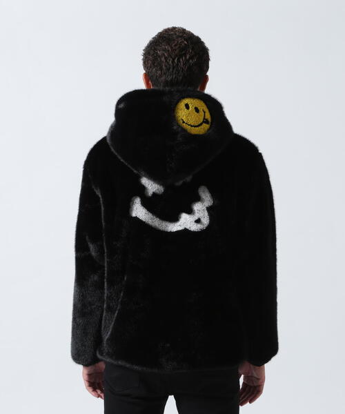 STUD MUFFIN（スタッドマフィン）の「STUD MUFFIN/スタッドマフィン/別注ECOファー フーディブルゾン（ブルゾン・メンズ・ブラック・2/3）」の4枚目の写真
