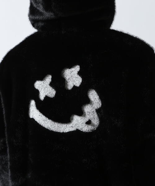 STUD MUFFIN（スタッドマフィン）の「STUD MUFFIN/スタッドマフィン/別注ECOファー フーディブルゾン（ブルゾン・メンズ・ブラック・2/3）」の10枚目の写真