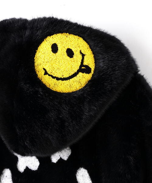 STUD MUFFIN（スタッドマフィン）の「STUD MUFFIN/スタッドマフィン/別注ECOファー フーディブルゾン（ブルゾン・メンズ・ブラック・2/3）」の13枚目の写真