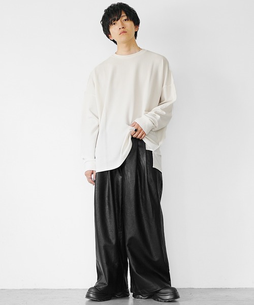 MinoriTY（マイノリティ）の「【MinoriTY】ヴィンテージレザーダブルタックワイドスラックス バギーパンツ（スラックス・メンズ・ブラック・M/S/L）」の5枚目の写真