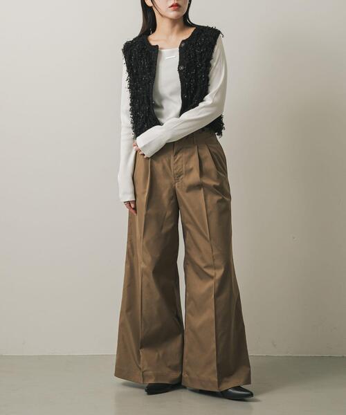 SENSE OF PLACE by URBAN RESEARCH（センスオブプレイスバイアーバンリサーチ）の「バギーチノパンツ（その他パンツ・レディース・ベージュ/ライトベージュ/ブラック・SMALL/MEDIUM）」の2枚目の写真