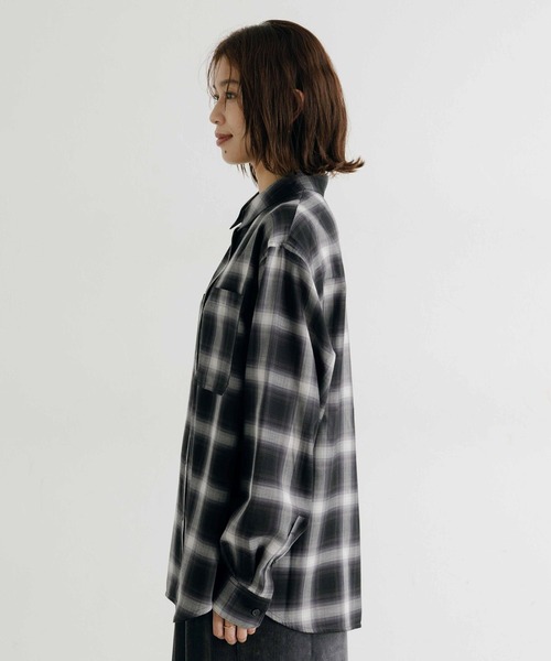 studio CLIP（スタディオクリップ）の「オンブレチェックオーバーサイズシャツ（シャツ/ブラウス・レディース・その他2/その他3/その他1/その他4/その他5・FREE）」の16枚目の写真