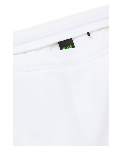 BOSS(ボス)の「レギュラーフィットパンツ ストレッチギャバジン ロゴディテール(その他パンツ・メンズ・ホワイト・XXXL/XL/S/L/XXL)」の6枚目の写真
