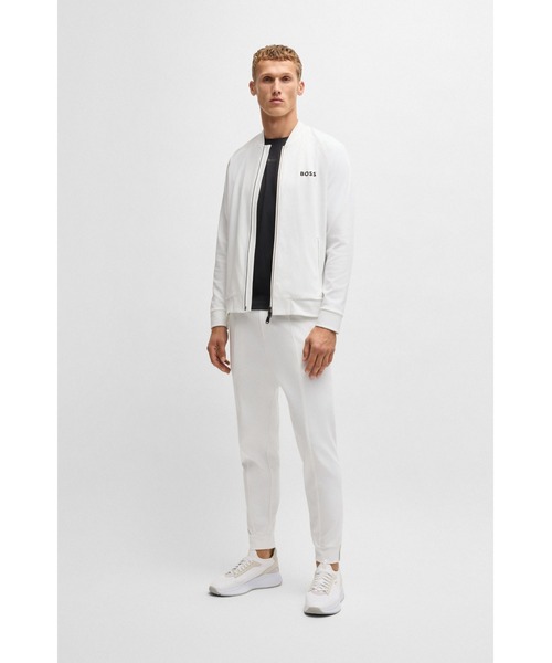 BOSS(ボス)の「レギュラーフィットパンツ ストレッチギャバジン ロゴディテール(その他パンツ・メンズ・ホワイト・XXXL/XL/S/L/XXL)」の3枚目の写真