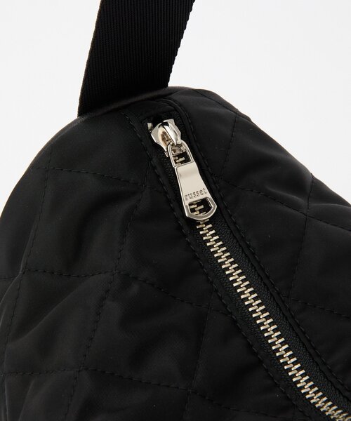 russet（ラシット）の「キルティングドラムミニショルダーバッグ（ショルダーバッグ・レディース・ブラック/チャコールグレー・FREE）」の12枚目の写真