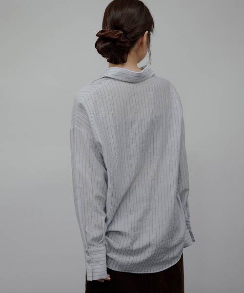 MUHET（ミュエータ）の「sheer stripe oversized shirt / シアーストライプオーバーシャツ（シャツ/ブラウス・レディース・ライトブルー/ベージュ・FREE）」の17枚目の写真
