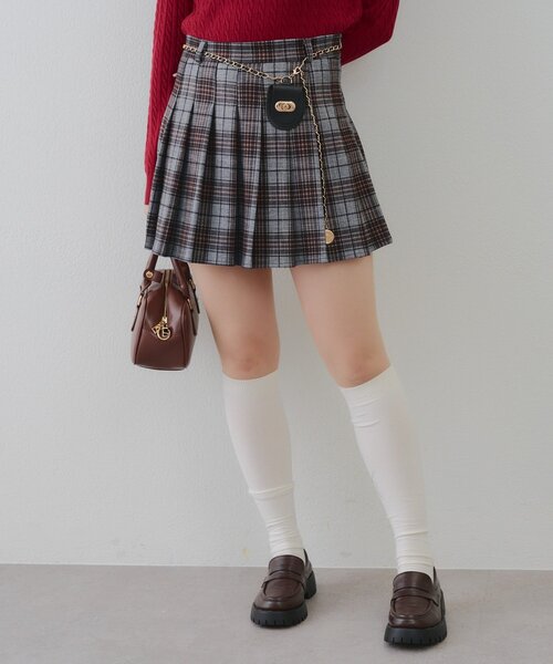 continuer de NICE CLAUP（コンティニューデナイスクラップ）の「チャーム付プリーツミニスカート（スカート・レディース・チャコールグレー/ブラック系その他/グレー系その他2/ブラック/オフホワイト/その他1/その他2・FREE）」の19枚目の写真