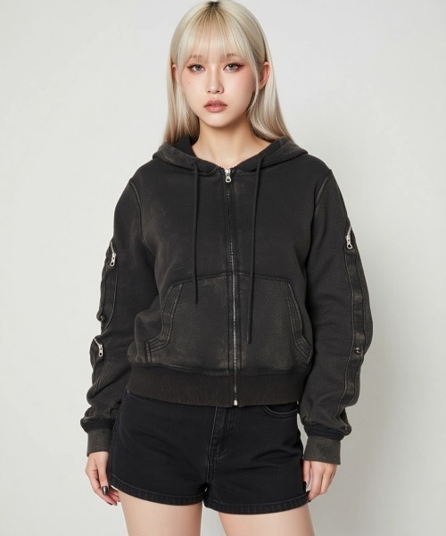.KOM(ドットコム)の「A'GEM/9 × .kom 『.KOM/ドットケーオーエム』 Vintage Wash Zip-Up Hoodie/ヴィンテージウォッシュ ジップアップパーカー(パーカー・レディース・ブラック・FREE)」の7枚目の写真