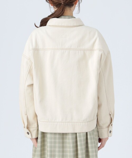 BEAMS HEART（ビームスハート）の「タック スリーブ オーバー デニム ジャケット（デニムジャケット・レディース・ナチュラル/ネイビー・MEDIUM/SMALL）」の17枚目の写真