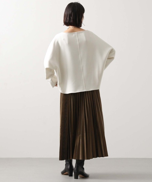 Acuta（アクータ）の「ダンボールスクエアネックカットソー（Tシャツ/カットソー・レディース・アイボリー/ネイビー・FREE）」の10枚目の写真