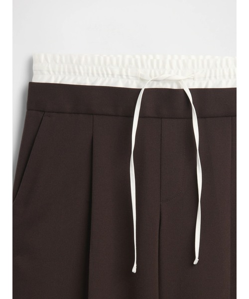 GAP(ギャップ)の「ミッドライズ ダブルウエストパンツ(その他パンツ・レディース・ブラック/ブラウン・XS/S/M/L/XXS)」の5枚目の写真