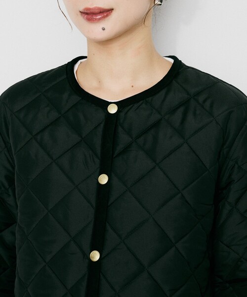 UNTITLED（アンタイトル）の「【 TRADITIONAL WEATHERWEAR 】アークリー Aライン ミドルコート（ノーカラーコート・レディース・アイボリー/ブラック・02）」の15枚目の写真