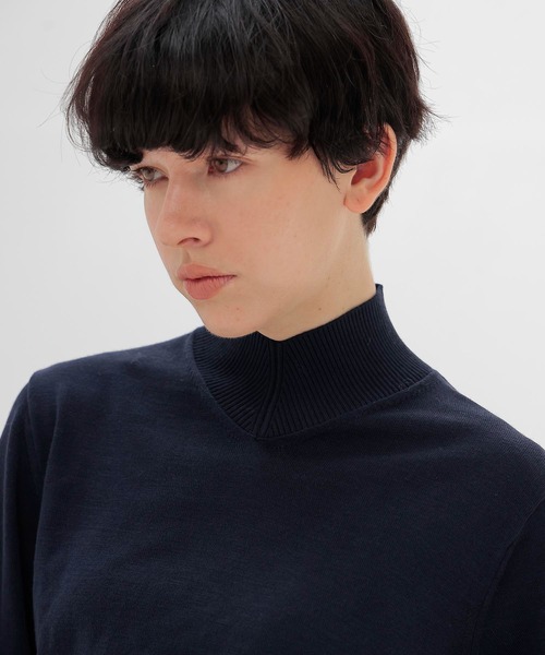 DRESSLAVE(ドレスレイブ)の「basolan wool V highneck pullover(バソランウールVハイネックプルオーバー)(ニット/セーター・レディース・ネイビー/イエロー・38)」の5枚目の写真