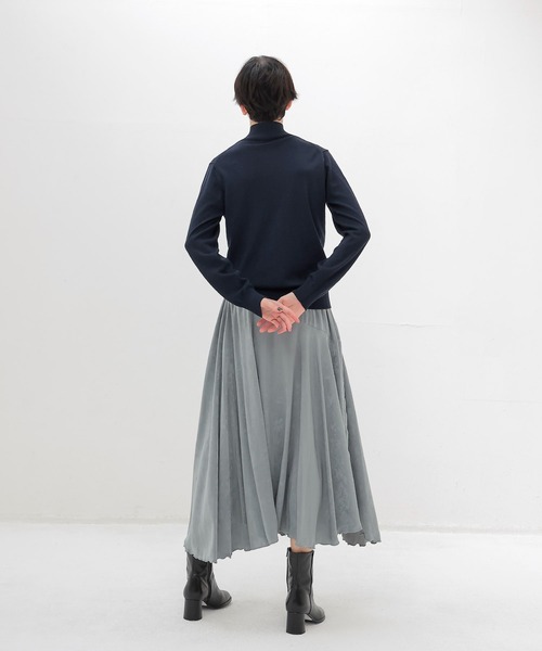 DRESSLAVE(ドレスレイブ)の「basolan wool V highneck pullover(バソランウールVハイネックプルオーバー)(ニット/セーター・レディース・ネイビー/イエロー・38)」の10枚目の写真