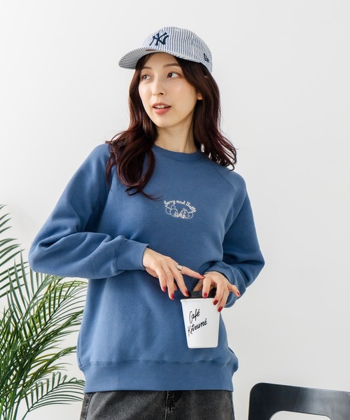 Tom&Jerry(トムアンドジェリー)の「【TOM&JERRY/トムとジェリー】TOM&JERRY ワンポイント 裏シャギー スウェット(スウェット・レディース・グレー/ライトグレー/ワイン/ブルー・MEDIUM/LARGE)」の6枚目の写真