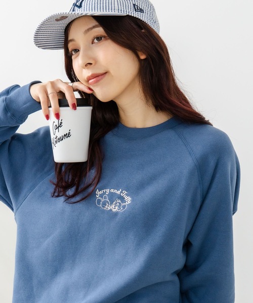 Tom&Jerry(トムアンドジェリー)の「【TOM&JERRY/トムとジェリー】TOM&JERRY ワンポイント 裏シャギー スウェット(スウェット・レディース・グレー/ライトグレー/ワイン/ブルー・MEDIUM/LARGE)」の9枚目の写真